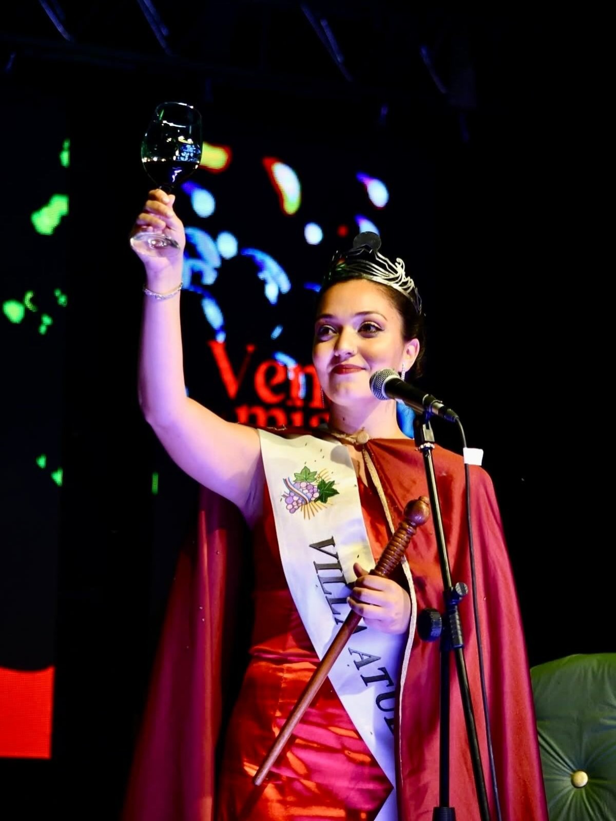 CANDELA OROZCO NUEVA REPRESENTANTE VENDIMIAL DE VILLA ATUEL