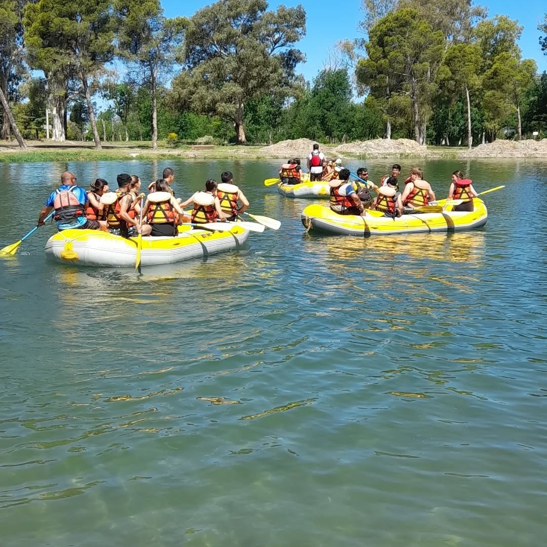 VOLVIERON LAS CLASES DE RAFTING AL PARQUE MORENO