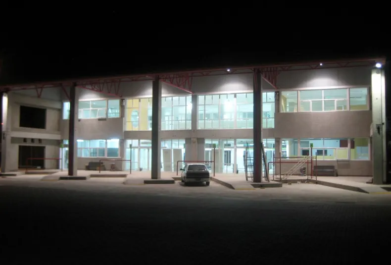 termianl 4