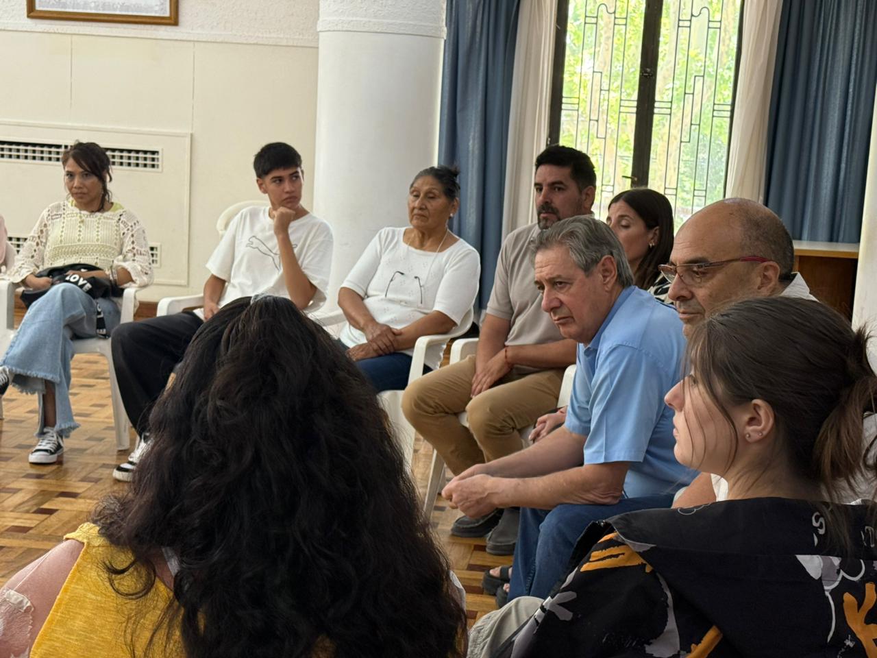 OMAR FÉLIX SE REUNIÓ CON PACIENTES ONCOLÓGICOS QUE NO ESTÁN RECIBIENDO MEDICAMENTOS VITALES