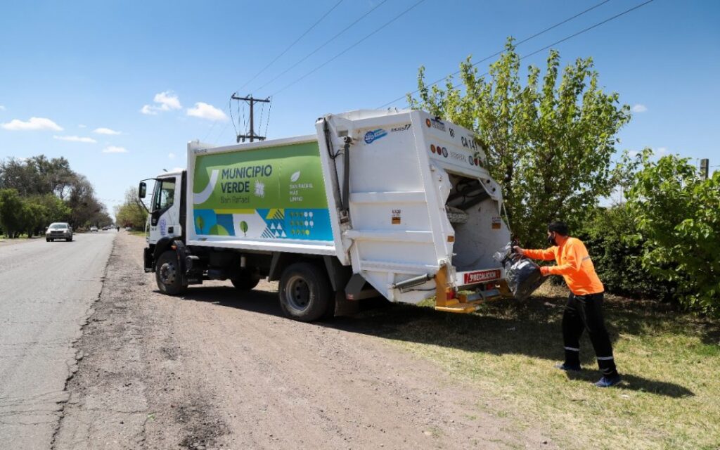 CÓMO FUNCIONARÁN LOS SERVICIOS MUNICIPALES DURANTE LAS FIESTAS DE FIN DE AÑO imagen de whatsapp 2025 12 22 a las 12.04.27 c563f5c8