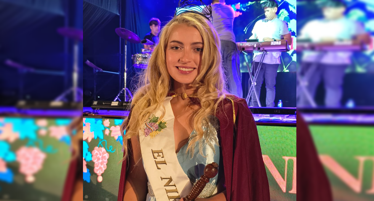 AZUL ANTOLINEZ NUEVA REPRESENTANTE DE EL NIHUIL