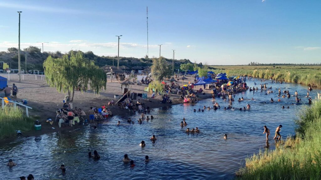 MILES DE SANRAFAELINOS Y TURISTAS DISFRUTARON EL INICIO DEL 2026 EN LAS COSTANERAS MUNICIPALES imagen de whatsapp 2026 01 02 a las 08.37.35 36a6d283