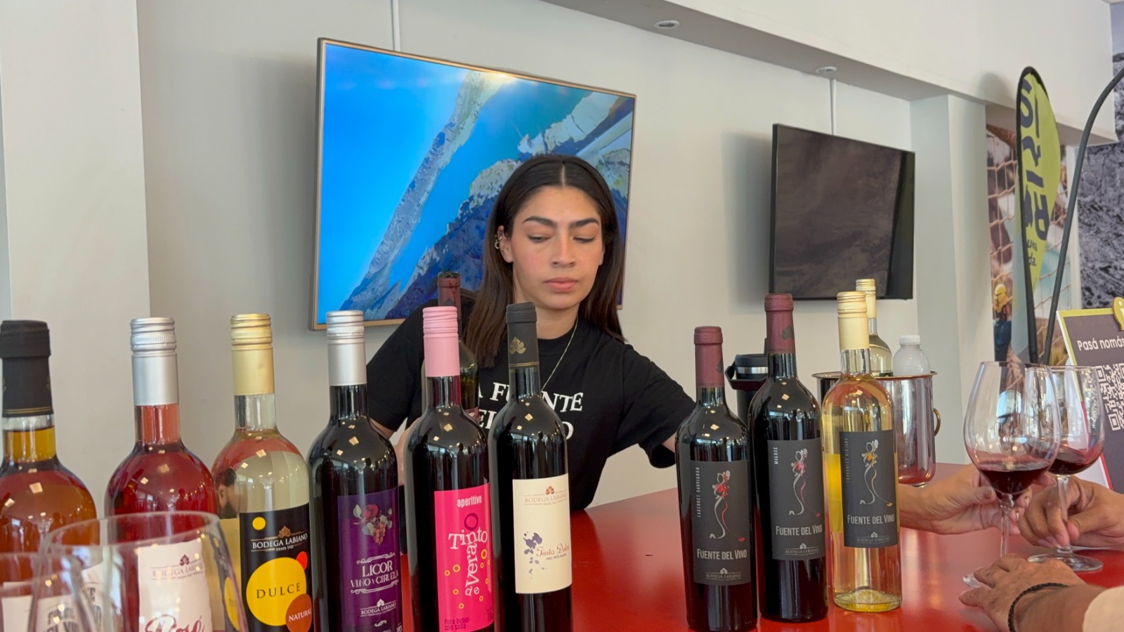 EN DIRECCIÓN DE TURISMO SE OFRECEN DEGUSTACIONES GRATUITAS A LOS VISITANTES