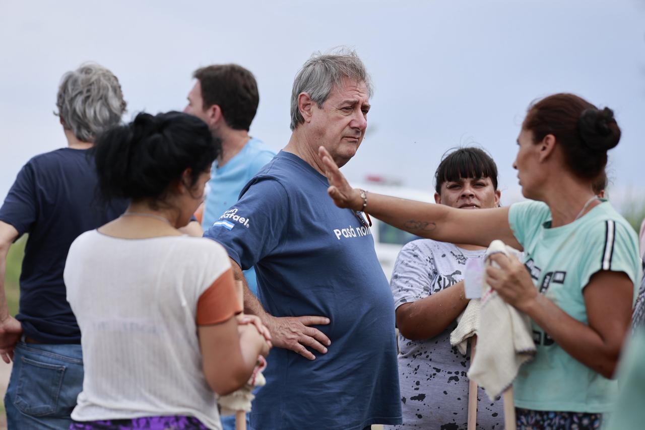 EL INTENDENTE OMAR FÉLIX SUPERVISÓ LOS TRABAJOS DE ASISTENCIA Y APOYO A LAS ZONAS AFECTADAS POR LA HISTÓRICA CRECIDA DEL RÍO DIAMANTE