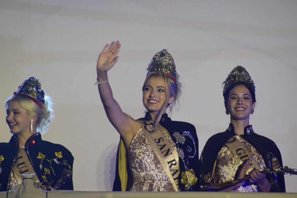 LAS PRIMERAS PALABRAS DE AZUL ANTOLINEZ COMO NUEVA REINA NACIONAL DE LA VENDIMIA whatsapp image 2026 03 08 at 23.41.28