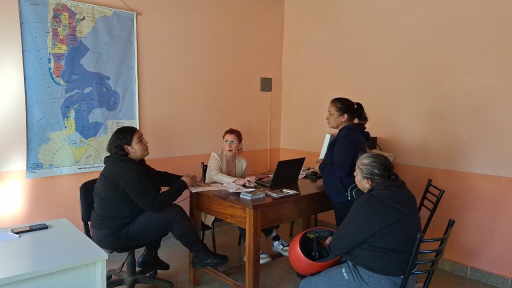 LAS OFICINAS MUNICIPALES DE RENTAS Y CATASTRO ATIENDEN CON “OPERTIVOS MÓVILES” EN DISTRITOS whatsapp image 2026 04 16 at 12.14.49