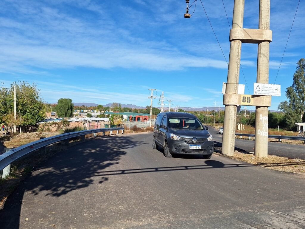 AVENIDA EL LIBERTADOR: EL INTENDENTE OMAR FÉLIX DESTACÓ LA IMPORTANCIA DEL NUEVO CORREDOR VIAL GENERADO POR EL MUNICIPIO whatsapp image 2026 04 24 at 13.08.32