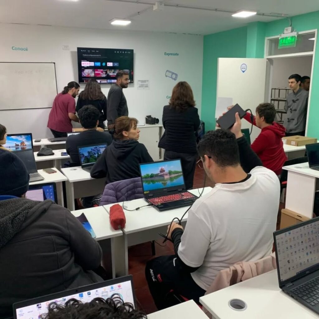 CON CUPOS COMPLETOS SE REALIZA EL CURSO DE DESARROLLO DE VIDEOJUEGOS EN EL PUNTO DIGITAL whatsapp image 2026 05 19 at 09.44.38
