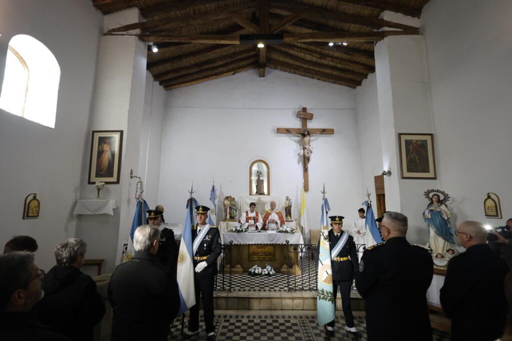 EL INTENDENTE OMAR FÉLIX PARTICIPÓ DEL TEDEUM DEL 25 DE MAYO ENCABEZADO POR MONSEÑOR MAZZITELLI whatsapp image 2026 05 25 at 12.29.31