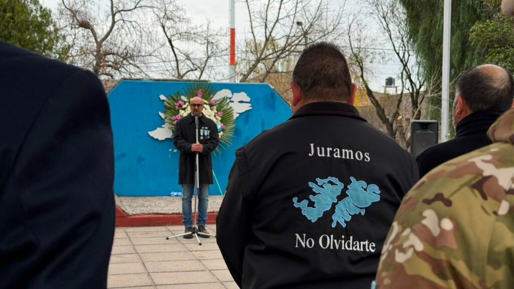 SE CONMEMORÓ EL DÍA DE LA AFIRMACIÓN DE LOS DERECHOS ARGENTINOS SOBRE MALVINAS whatsapp image 2026 06 10 at 12.10.27
