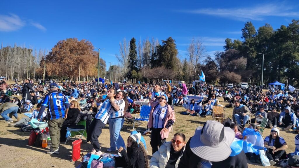 SIGUE LA CÁBALA: ARGENTINA VS. EGIPTO EN PANTALLA GIGANTE EN EL PARQUE whatsapp image 2026 07 06 at 10.38.01