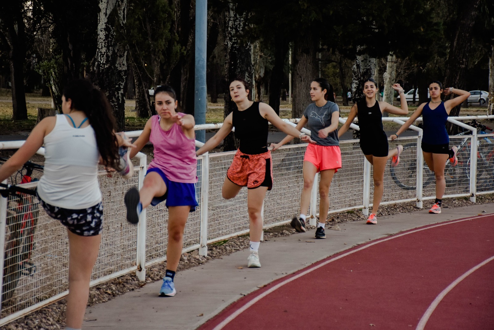 MÁS DE UN CENTENAR DE CHICOS SANRAFAELINOS EN LA ESCUELA MUNICIPAL DE ATLETISMO
